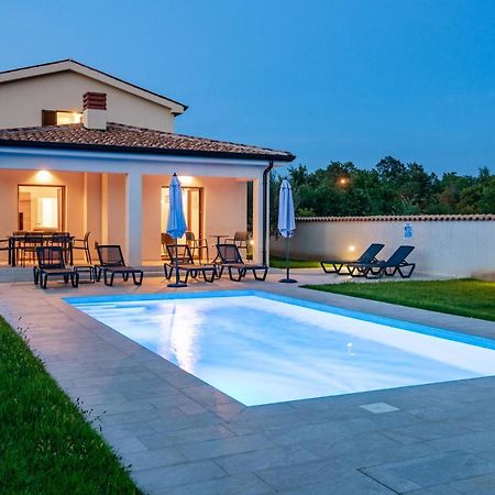 Holiday House Luca Poreč Kültér fotó