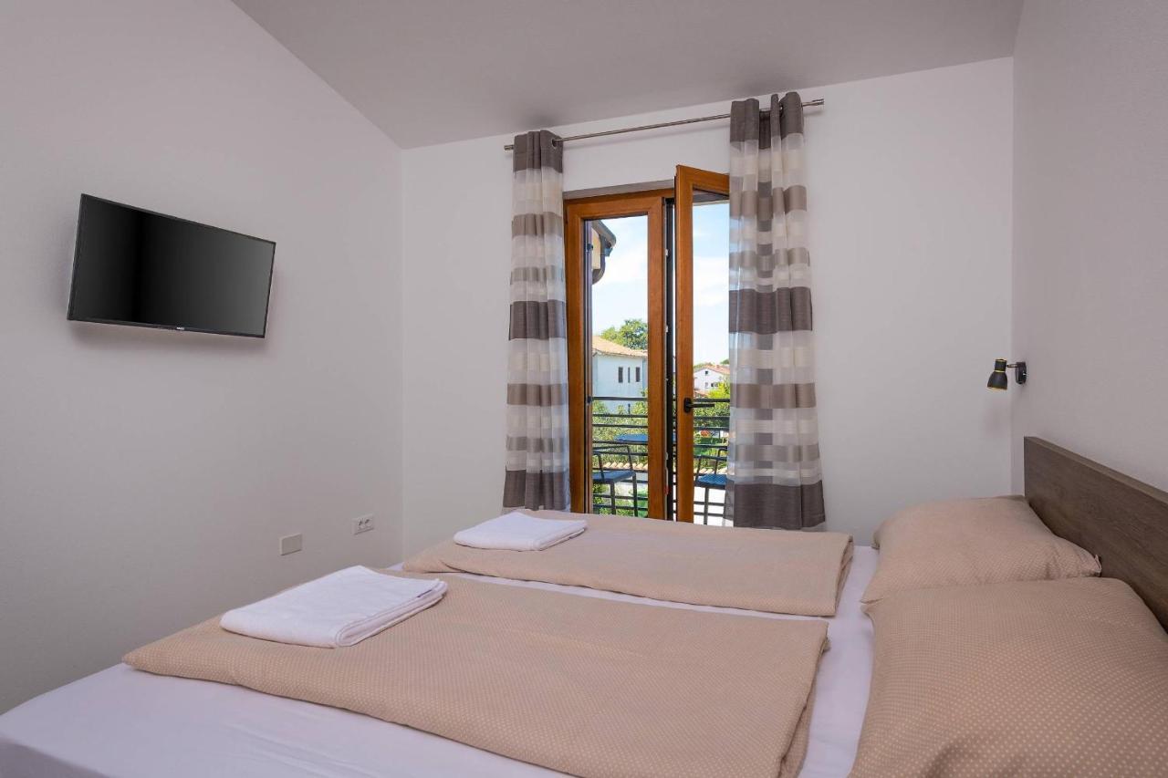 Holiday House Luca Poreč Kültér fotó