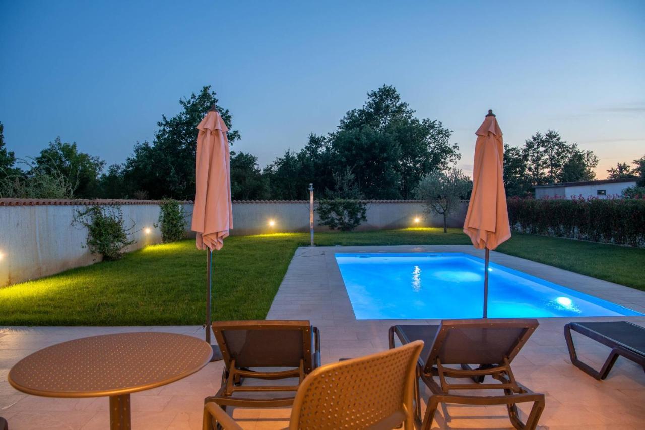 Holiday House Luca Poreč Kültér fotó